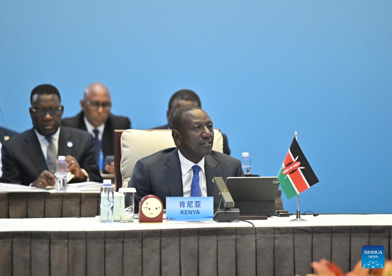 Rais wa Kenya, William Ruto akihutubia mkutano kuhusu ushirikiano wenye sifa bora wa Ukanda Mmoja, Njia Moja wa Mkutano wa Kilele wa 2024 wa Baraza la Ushirikiano kati ya China na Afrika (FOCAC) katika Kituo cha Mikutano cha Kitaifa cha China mjini Beijing, China, Septemba 5, 2024. (Xinhua/Li Xiang)